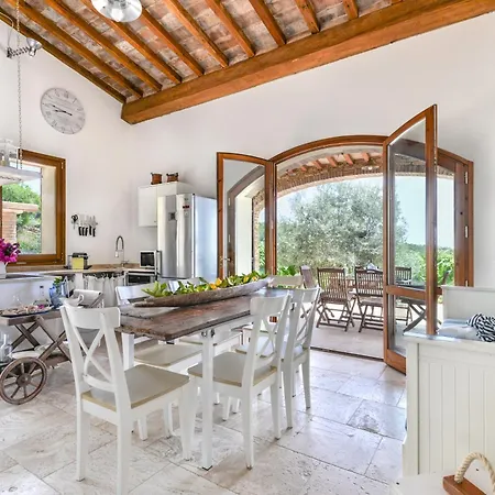 Sea And Country Villa *